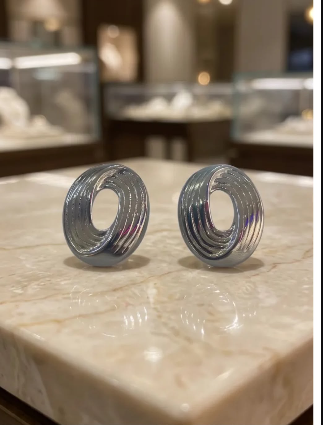 Minimal Oval Form Paslanmaz Çelik Küpe