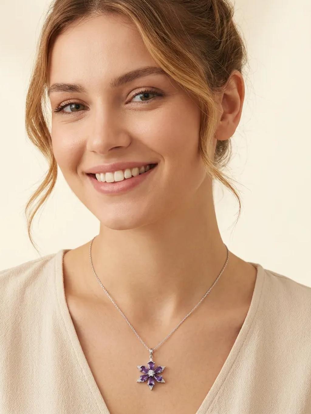 Silver Mor Taşlı Lotus Kolye